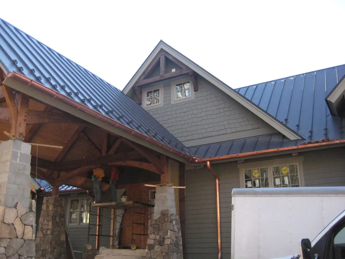 Craftsman Roofing team delivering quality roofing work in Chadwick Manor